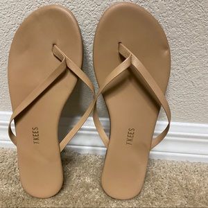 Tkees- Tan size 7